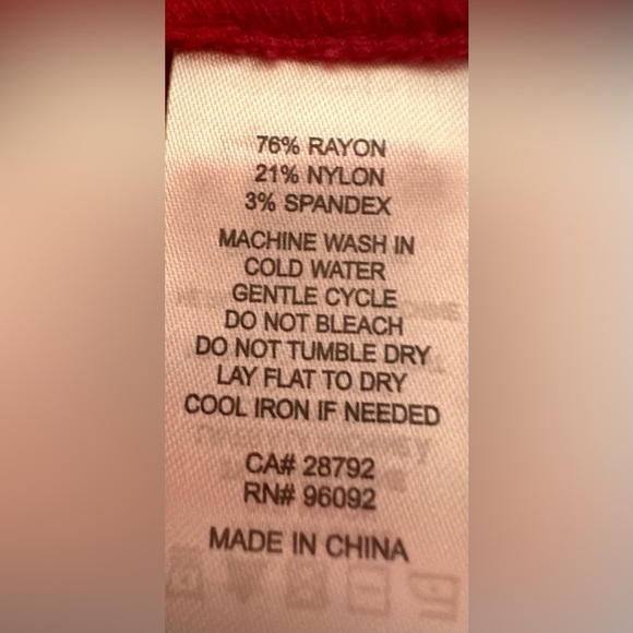 Vibrant Red Textured Pants - Picture 6 of 6